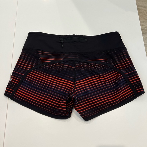 Lululemon Run: Speed Short *4-way Stretch Size 4 - Picture 6 of 15